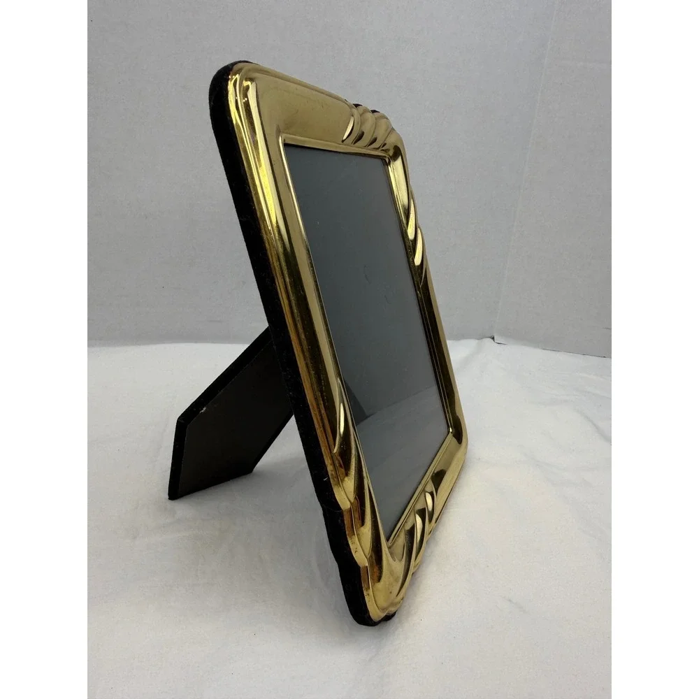 Vintage 90s Gold Tone Picture Frame Set 8x10 and 5x7 with‎ Glass